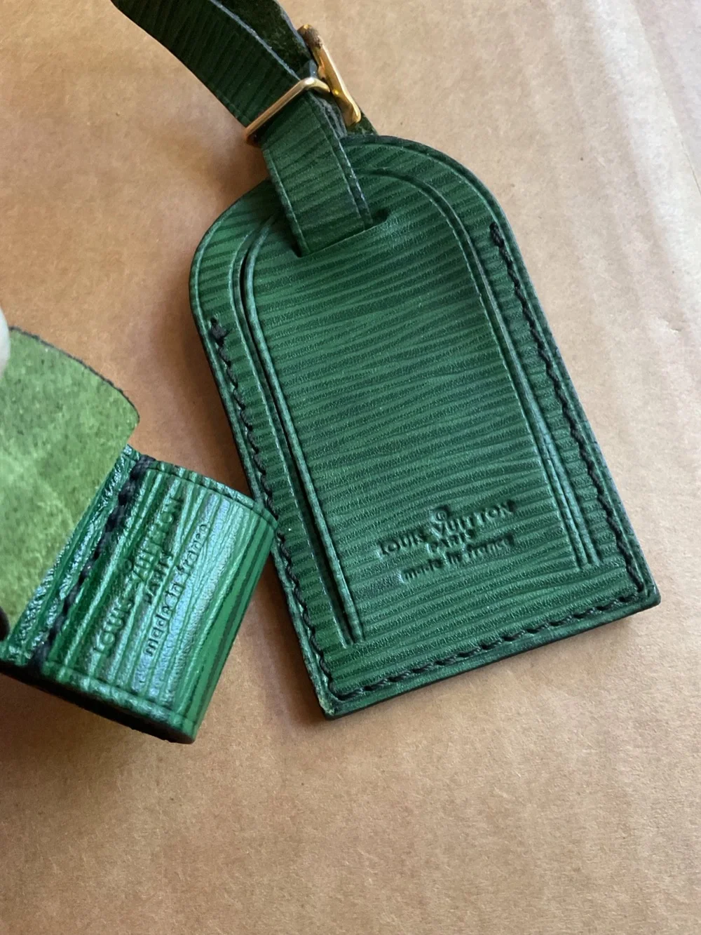 ✅LV PICK 1 set color, AUTHENTIC LEATHER TAG